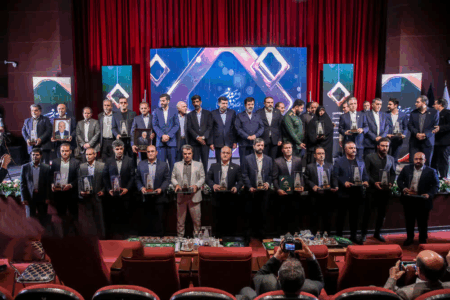 نوزدهمین همایش “روز صنعت و معدن استان قم”برگزار شد