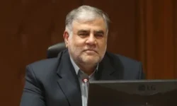 انتقال دستگاههای حفار برای آغاز عملیات اجرایی خط دوم مترو قم