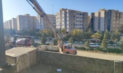 ادامه بتن‌ریزی سقف مصلای بزرگ پردیسان قم انجام شد