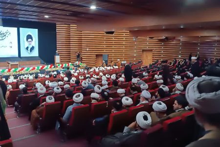 جامعه امروز بیش از هر زمان نیازمند تبیین آرامش‌بخش از سوی مبلغین است