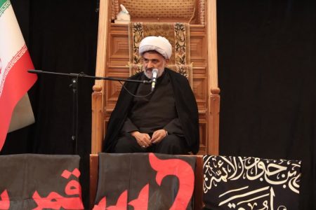 عاشورا نقشه راه عزت ملت‌ها و رمز ایستادگی در برابر استکبار است