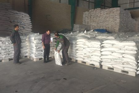 شرکت خدمات حمایتی کشاورزی قم برای تأمین کود کشت‌های پاییزه اعلام آمادگی کرد
