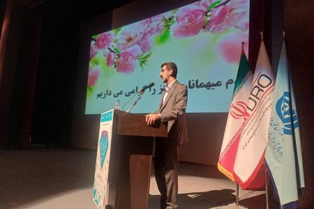 گوهرسنگ‌ها می‌توانند به پیشران صادرات غیرنفتی قم تبدیل شوند
